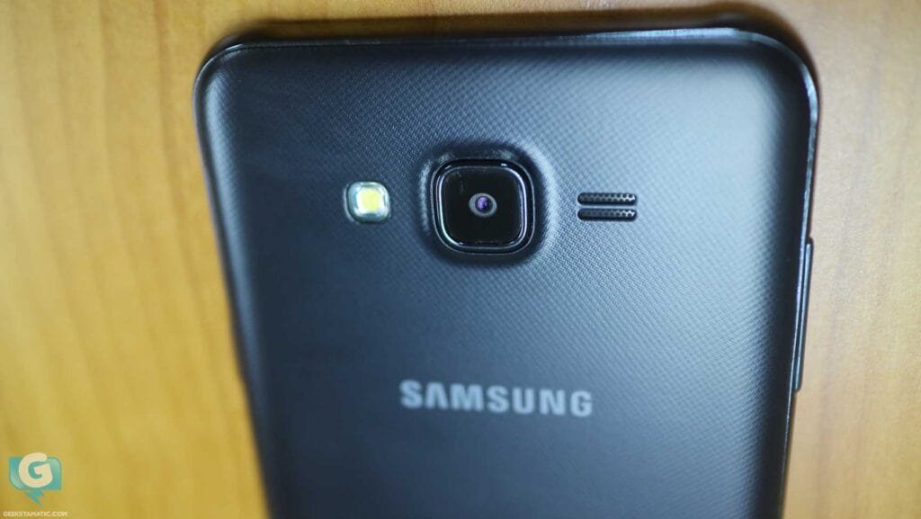 Samsung Galaxy J7 Core - Rear Camera